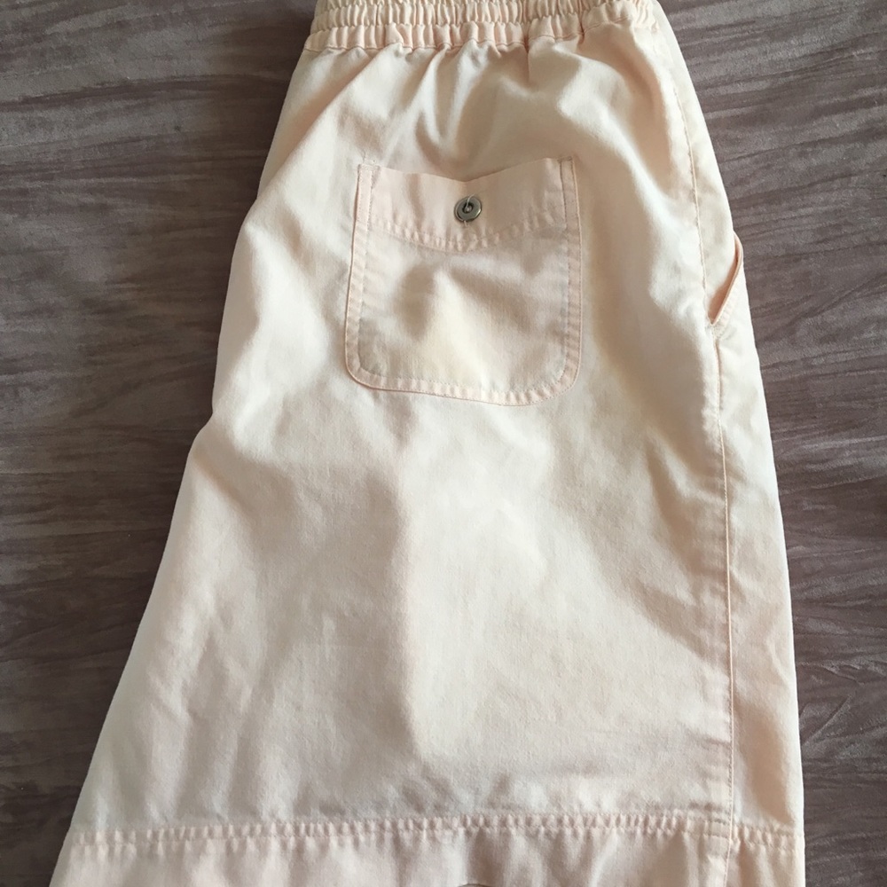 Beautiful peach Bermudas!